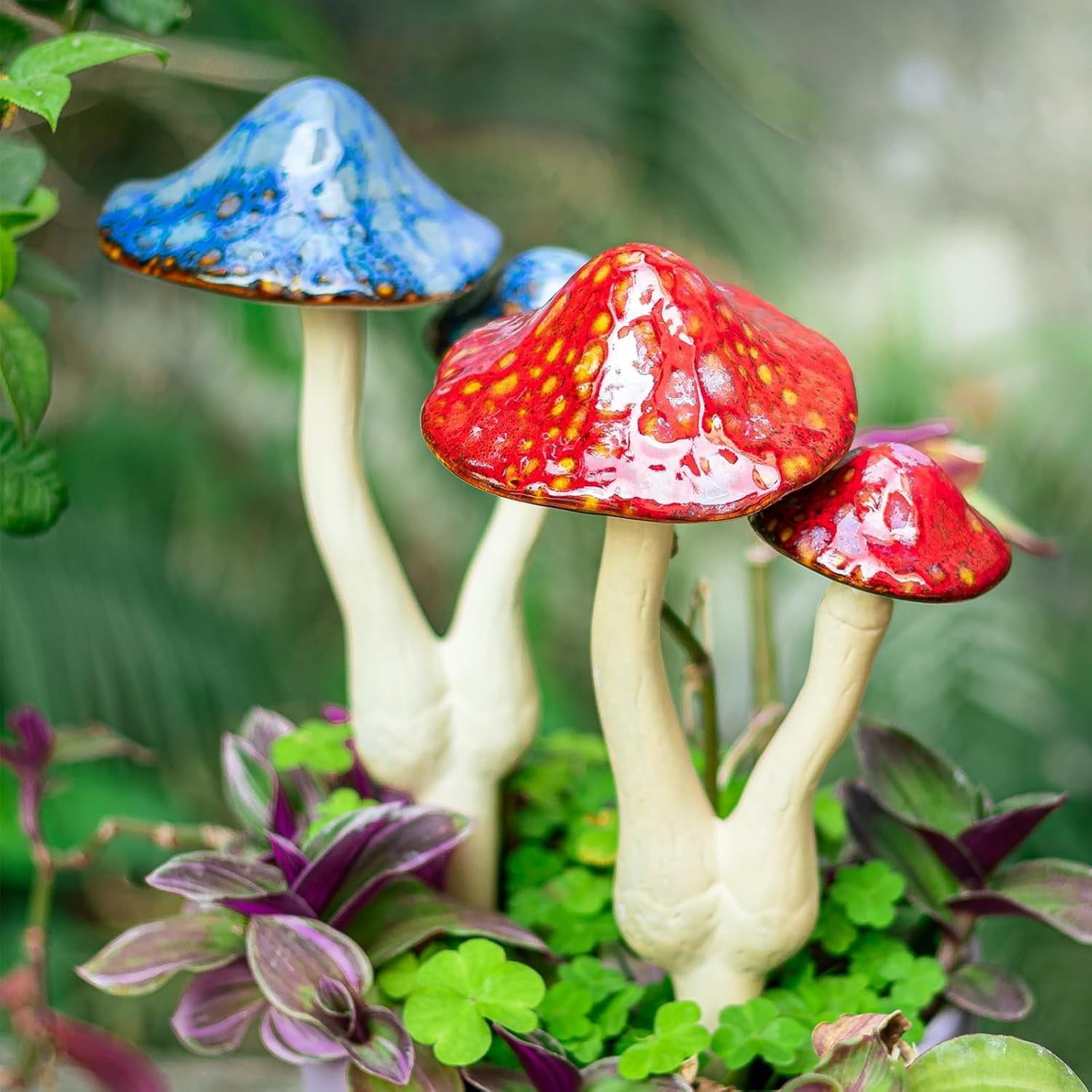 Mushroom Yard Decor - 2Pcs Ceramic Mushroom Statue for Garden, Fairy Garden Stakes Ceramic Lawn Ornament Decor Plants Stake