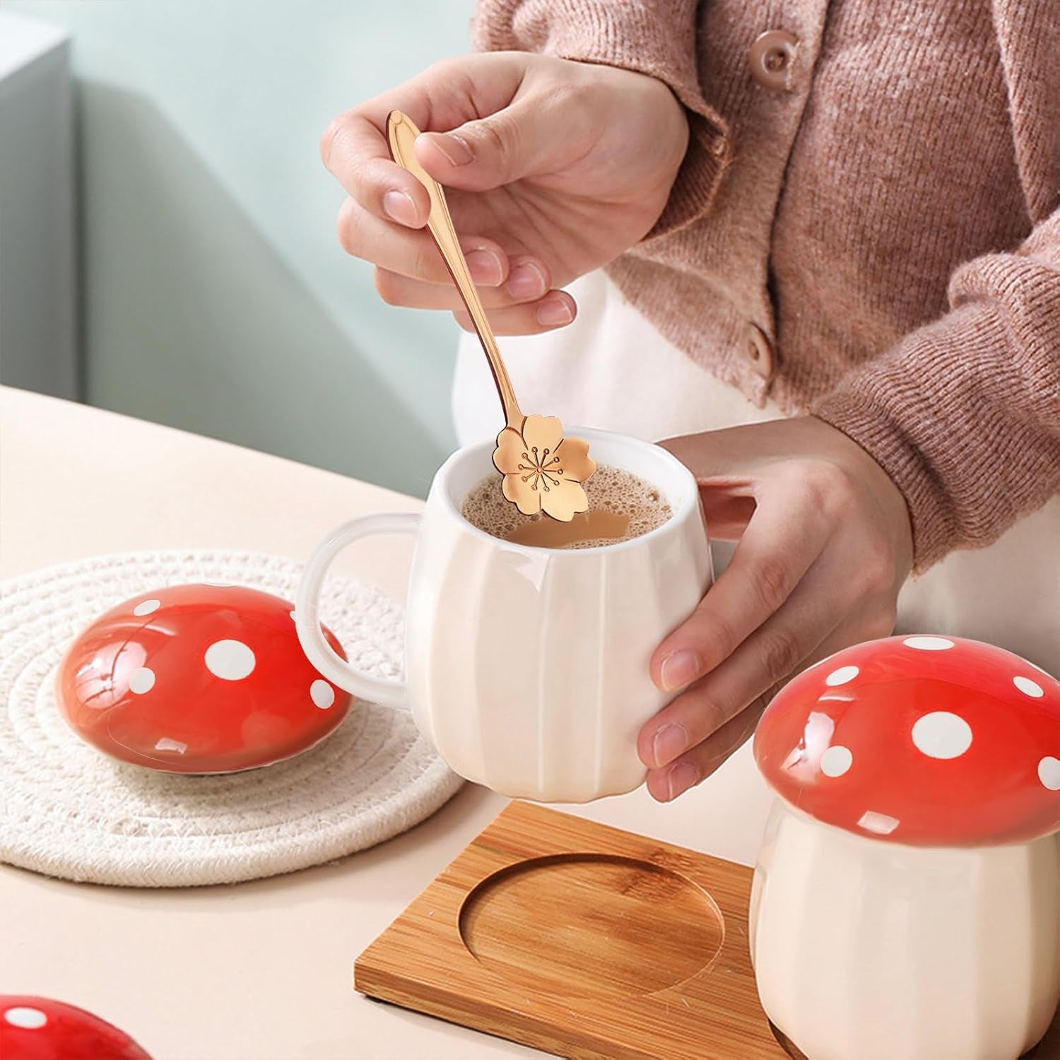 Kawaii Cute Mushroom Mug Tea Cup Set Mushroom Stuff for Milk Glass Coffee Tea Cup Mug with Lid Gifts for Girl Women Birthday Christmas Home Mushroom Decor Autumn Mugs