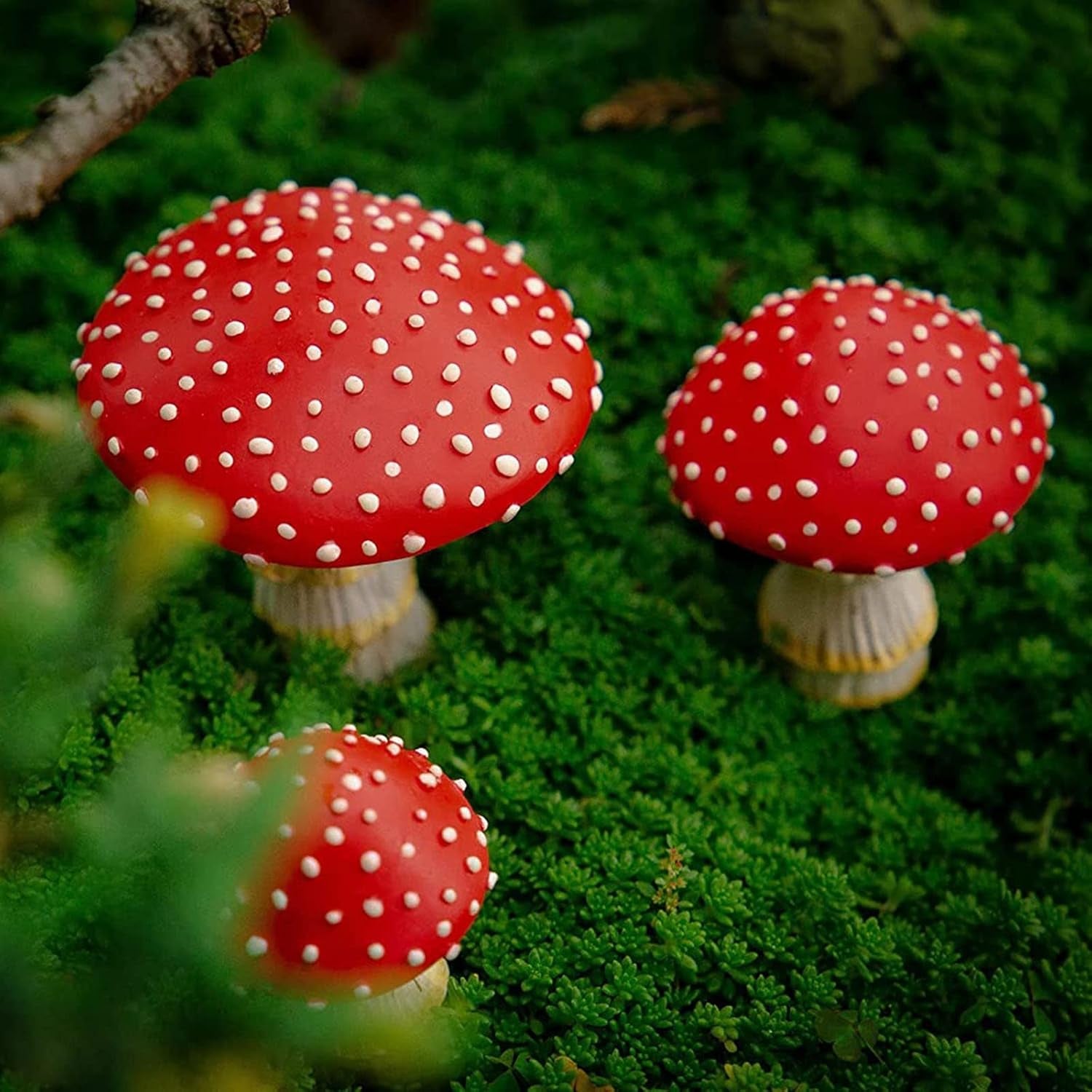 Glow in the Dark Mushroom, Set of 3 Mushroom Decor Decorations for Garden Yard, Mushroom Tree Decorations Outdoor, Mushroom Statue Figurines, Fairy Garden Decor Accessories - Garden Stakes